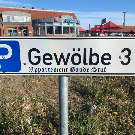 Im Gewoelbe *